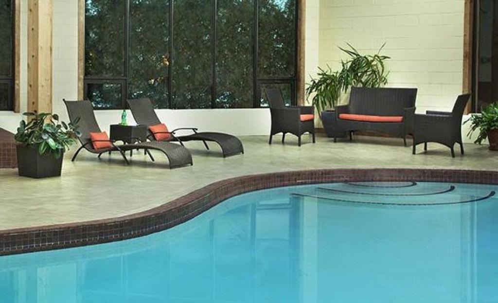 Travelodge Hotel By Wyndham Kingston Lasalle Εξωτερικό φωτογραφία
