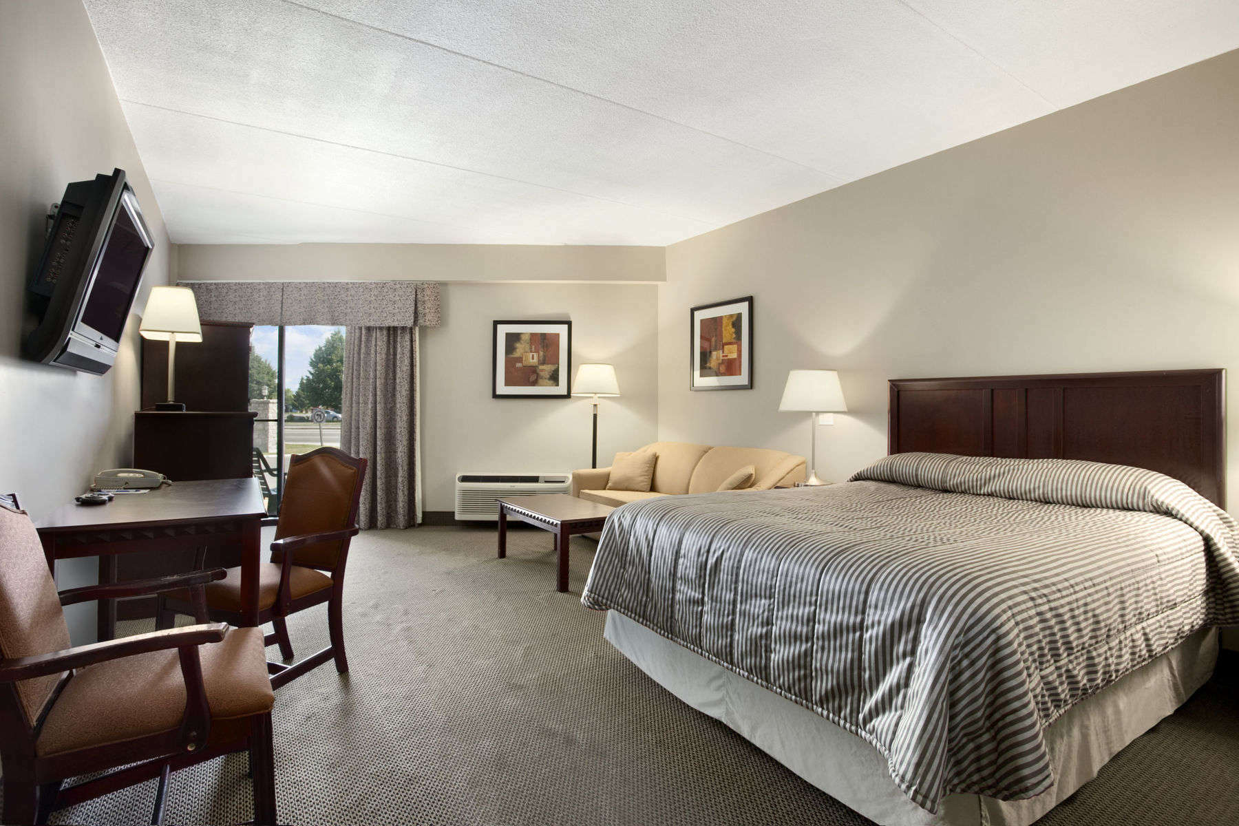 Travelodge Hotel By Wyndham Kingston Lasalle Εξωτερικό φωτογραφία